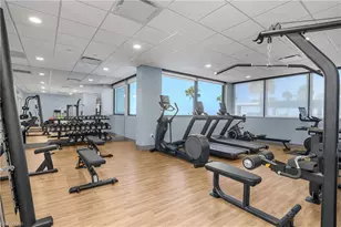 4005 Gulf Shore Blvd N, Naples, FL 34103 - Photo 19