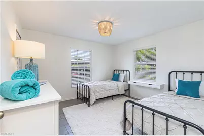 9600 Victoria Ln #108, Naples, FL 34109 - Photo 17