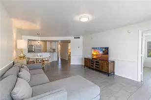 9600 Victoria Ln, Naples, FL 34109 - Photo 7