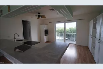 1629 NE 27th St, Cape Coral, FL 33909 - Photo 9