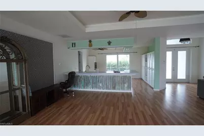 1629 NE 27th St, Cape Coral, FL 33909 - Photo 5