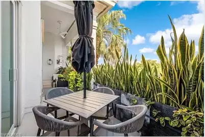 365 5th Ave S #307, Naples, FL 34102 - Photo 3