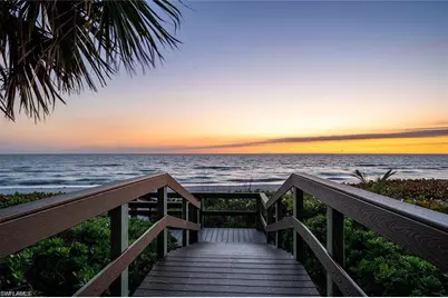 400 Park Shore Dr #303, Naples, FL 34103 - Photo 15