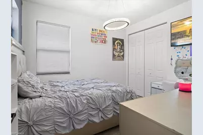 8812 Madrid Cir, Naples, FL 34104 - Photo 23