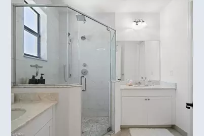 8812 Madrid Cir, Naples, FL 34104 - Photo 15