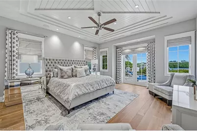 185 15th St S, Naples, FL 34102 - Photo 11