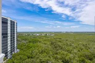420 Cove Tower Dr, Naples, FL 34110 - Photo 5
