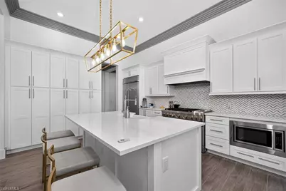 3245 Cullowee Ln, Naples, FL 34114 - Photo 3