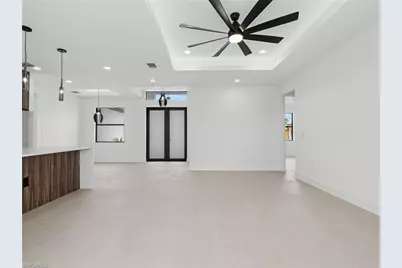 913 Joponica Ave S, Lehigh Acres, FL 33974 - Photo 11