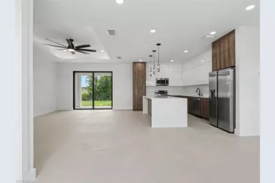 913 Joponica Ave S, Lehigh Acres, FL 33974 - Photo 5
