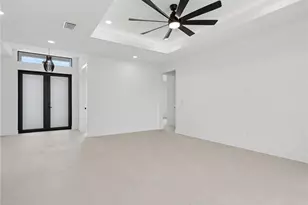 913 Joponica Ave S, Lehigh Acres, FL 33974 - Photo 9