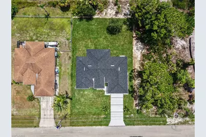 913 Joponica Ave S, Lehigh Acres, FL 33974 - Photo 33