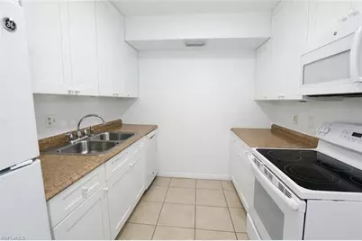 2828 Jackson St #C5, Fort Myers, FL 33901 - Photo 3