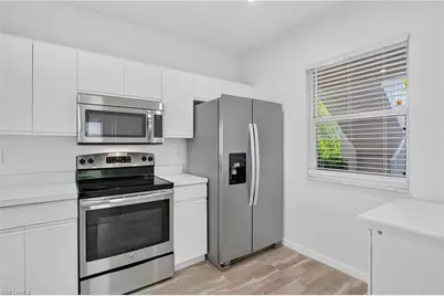 328 Bradstrom Cir #E101, Naples, FL 34113 - Photo 3