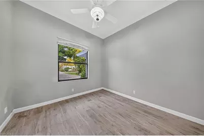5761 Waxmyrtle Way, Naples, FL 34109 - Photo 23