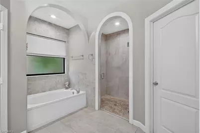 5761 Waxmyrtle Way, Naples, FL 34109 - Photo 21