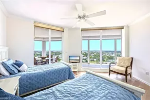 60 Seagate Dr, Naples, FL 34103 - Photo 27