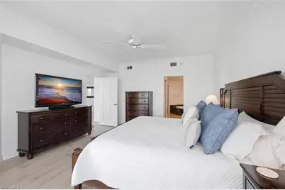 60 Seagate Dr #1606, Naples, FL 34103 - Photo 19