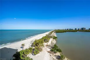 60 Seagate Dr, Naples, FL 34103 - Photo 35