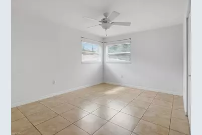 646 99th Ave N, Naples, FL 34108 - Photo 17