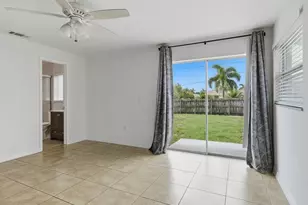 646 99th Ave N, Naples, FL 34108 - Photo 11