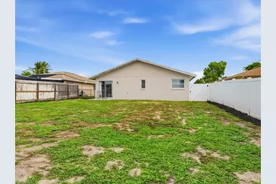 646 99th Ave N, Naples, FL 34108 - Photo 23