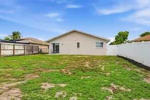 646 99th Ave N, Naples, FL 34108 - Photo 23