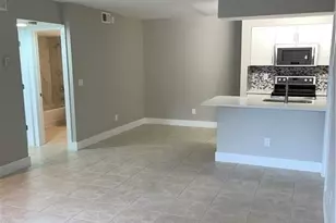 116 Santa Clara Dr, Naples, FL 34104 - Photo 3