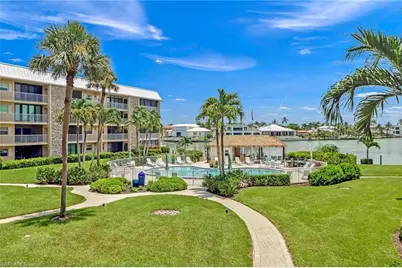 3000 Gulf Shore Blvd N #213, Naples, FL 34103 - Photo 1