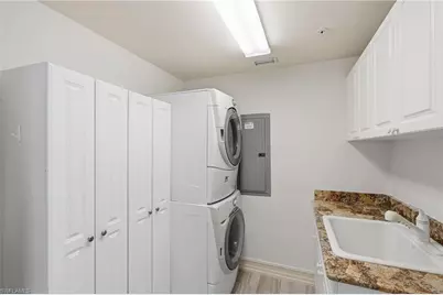 60 Seagate Dr #806, Naples, FL 34103 - Photo 15