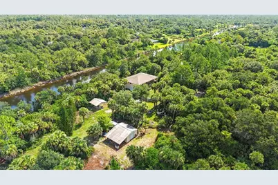 875 20th St NE, Naples, FL 34120 - Photo 35