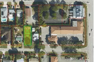 861 103rd Ave N, Naples, FL 34108 - Photo 1