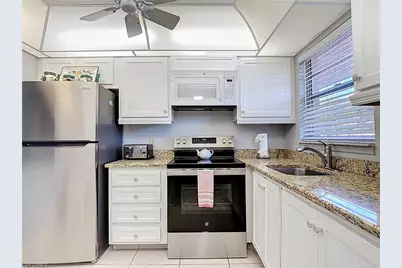 200 Turtle Lake Ct #109, Naples, FL 34105 - Photo 7