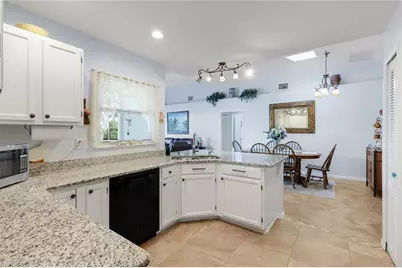 9814 Country Oaks Dr, Fort Myers, FL 33967 - Photo 5