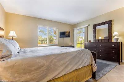 1075 Foxfire Ln #103, Naples, FL 34104 - Photo 11