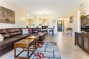 1075 Foxfire Ln, Naples, FL 34104 - Photo 3
