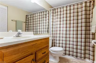 1075 Foxfire Ln, Naples, FL 34104 - Photo 15
