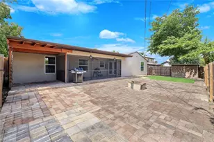 8110 Valencia Rd, Fort Myers, FL 33967 - Photo 17