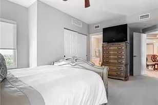2745 1st St, Fort Myers, FL 33916 - Photo 11