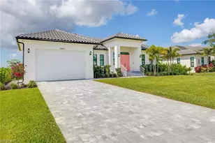 18457 Royal Hammock Blvd, Naples, FL 34114 - Photo 1