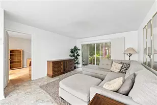 2612 Kings Lake Blvd, Naples, FL 34112 - Photo 5