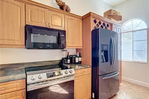 2860 Citrus Lake Dr, Naples, FL 34109 - Photo 11