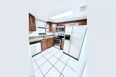 1420 Green Valley Cir #802, Naples, FL 34104 - Photo 1