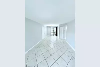 1420 Green Valley Cir #802, Naples, FL 34104 - Photo 3