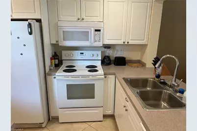1085 Forest Lakes Dr #8202, Naples, FL 34105 - Photo 15