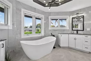 2341 Mayfield Ct, Naples, FL 34105 - Photo 19