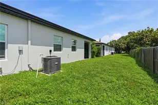 27841 Wisconsin St, Bonita Springs, FL 34135 - Photo 19