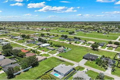2214 NE 15th Ter, Cape Coral, FL 33909 - Photo 45