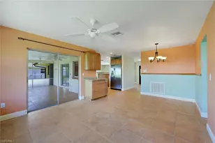 2530 10th St N, Naples, FL 34103 - Photo 5