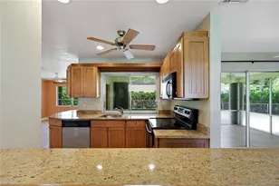 2530 10th St N, Naples, FL 34103 - Photo 7